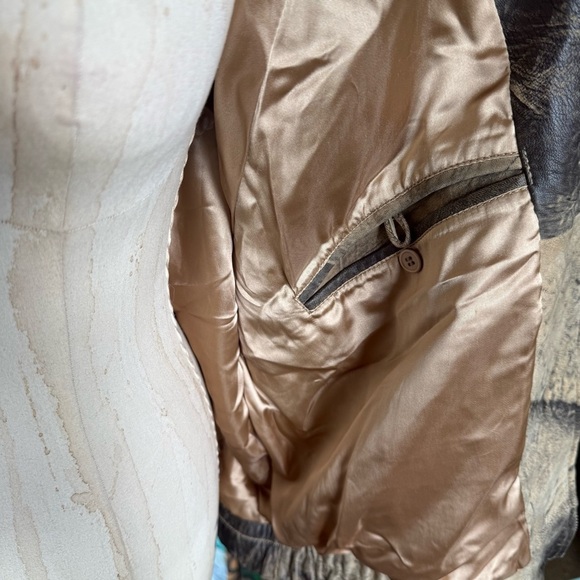 Vintage Andrew Marc Distressed Brown Leather Bomber Jacket Mens Size XL - Picture 11 of 14